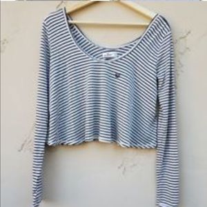 hollister crop top